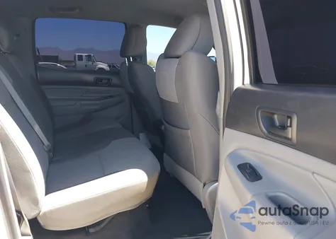 2015 Toyota Tacoma Prerunner V6 из США, поврежденный, VIN 3TMJU4GN4FM189372